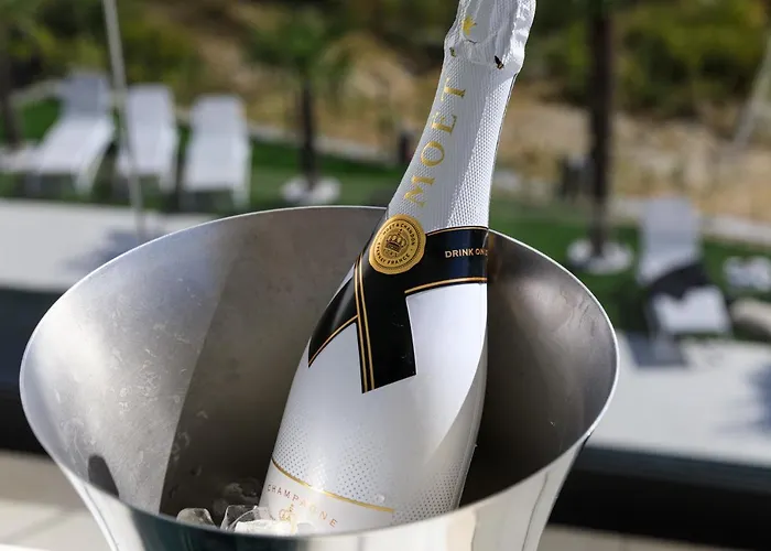 Lea Magdalena Iii Villa