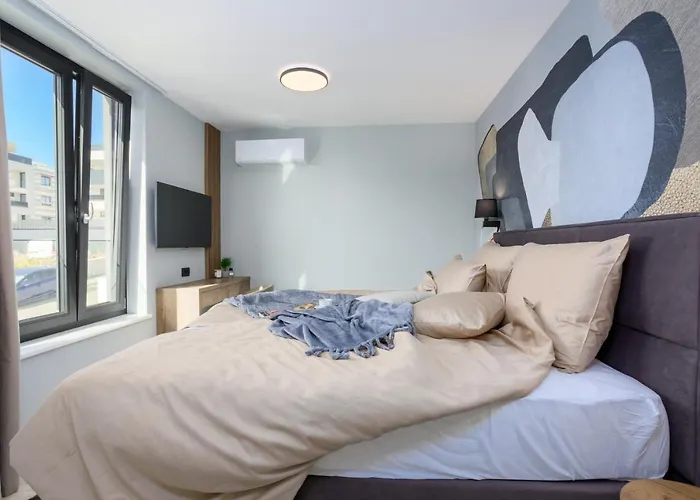 Lea Magdalena Iii Villa