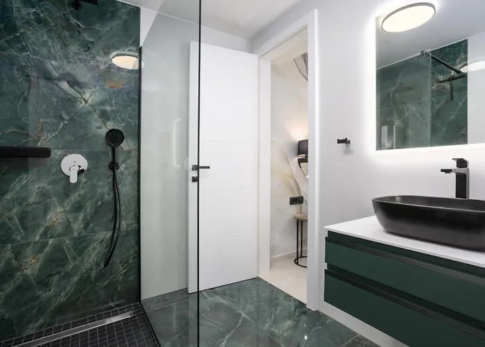 Lea Magdalena Iii * Krk Town